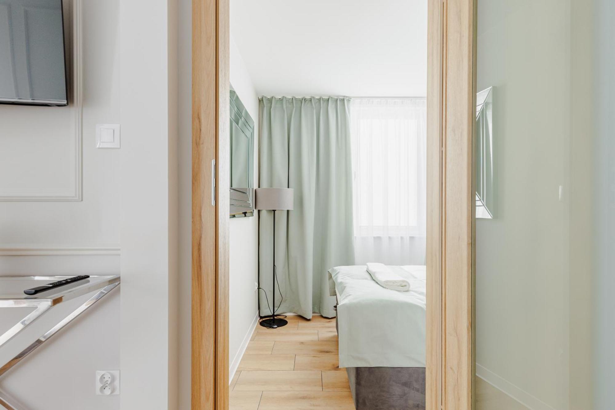 Cisza I Spokoj Aparthotel Raszyn Eksteriør bilde