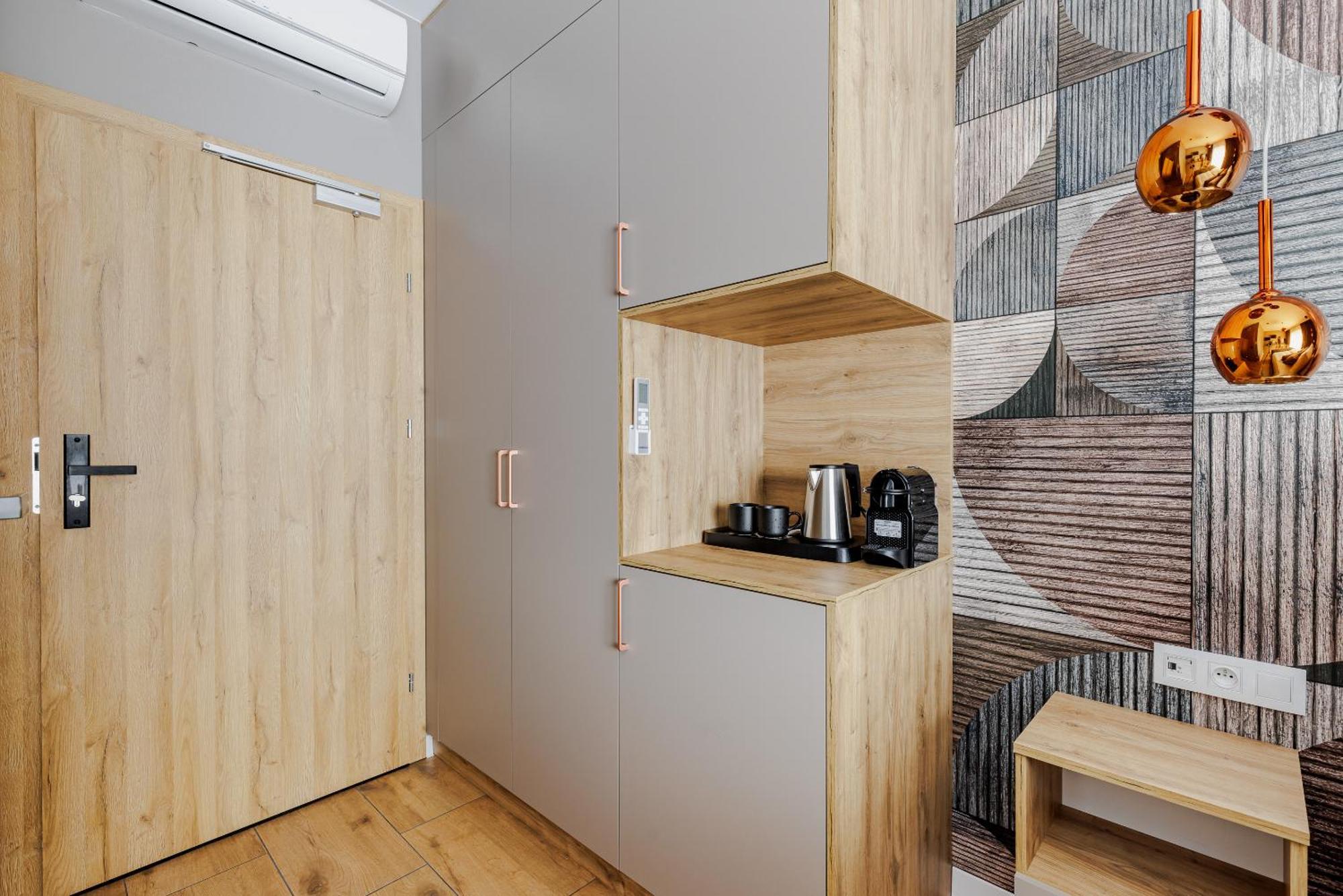 Cisza I Spokoj Aparthotel Raszyn Eksteriør bilde